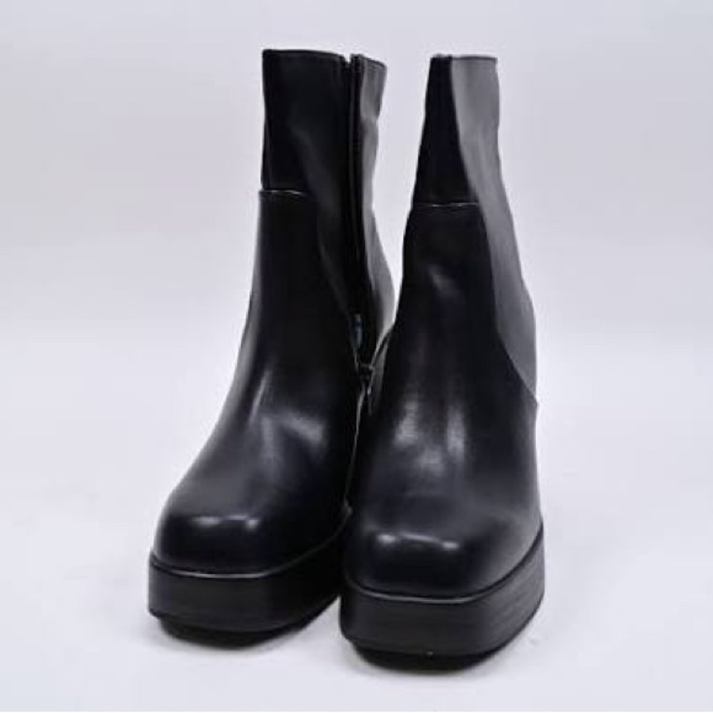Wild Pair Stellaa Platform Booties